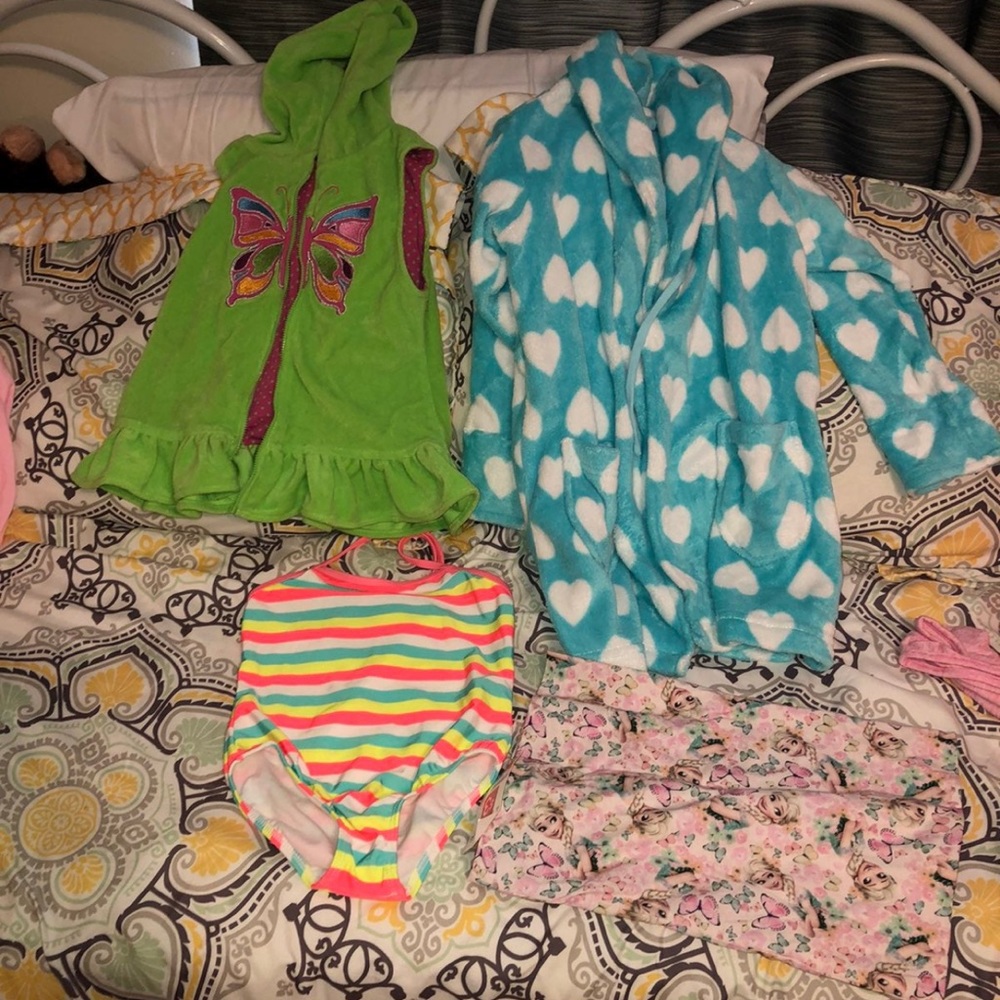 Girls 4t‎ lot